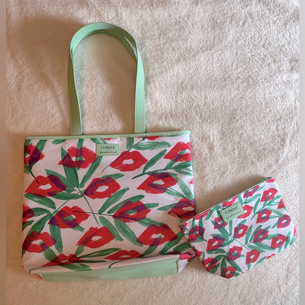 NWOT Clinique x Drawbertson Set Tote & Makeup Bag Floral Lips